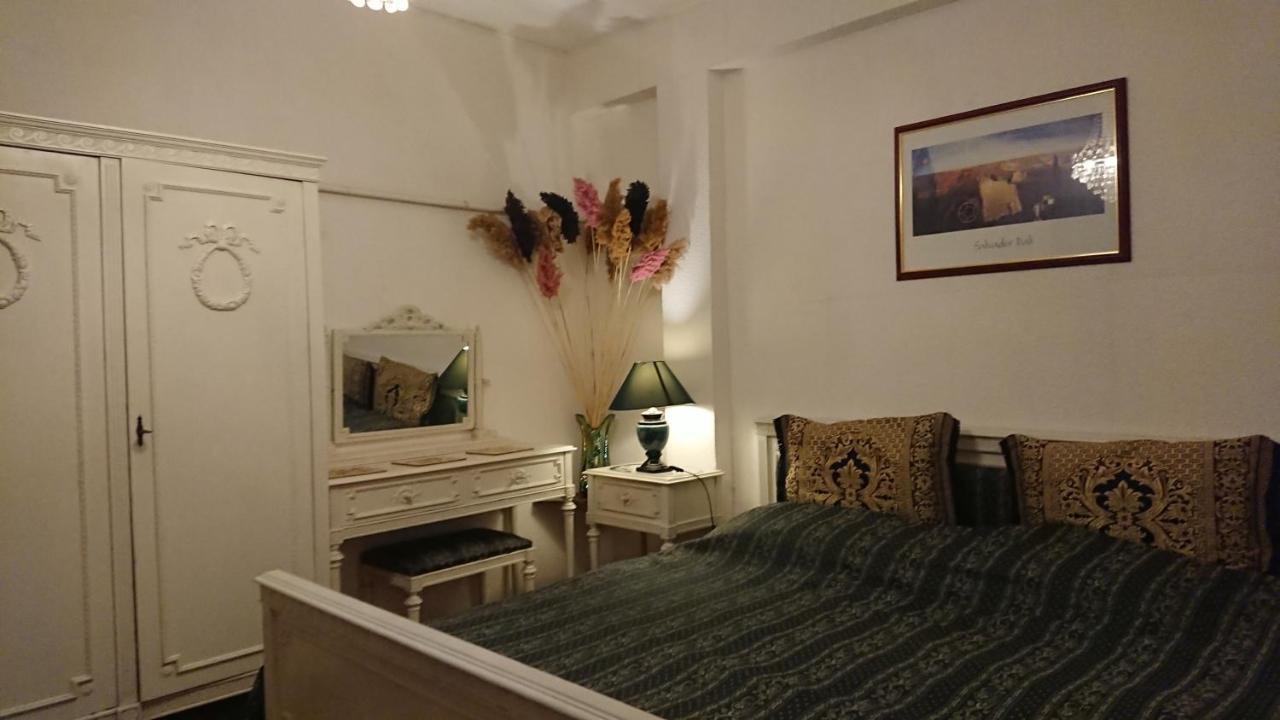 One Bedroom Apartment French Embassy Bucharest Exterior photo