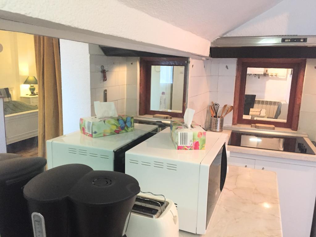 One Bedroom Apartment French Embassy Bucharest Exterior photo